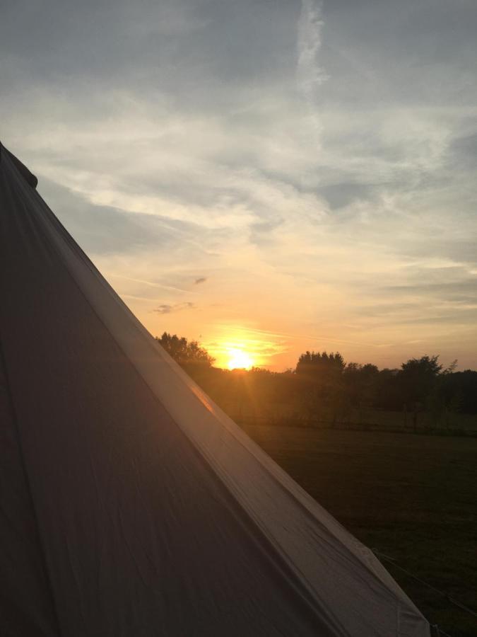 Hopgarden Glamping - Luxury 6M Bell Tent Wadhurst Extérieur photo
