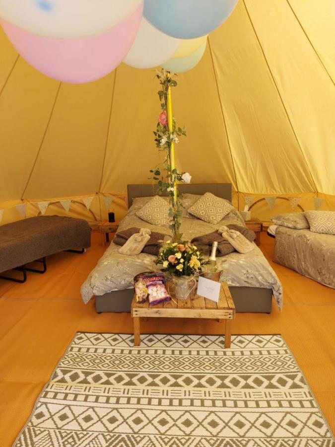 Hopgarden Glamping - Luxury 6M Bell Tent Wadhurst Extérieur photo
