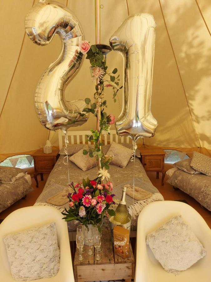 Hopgarden Glamping - Luxury 6M Bell Tent Wadhurst Extérieur photo